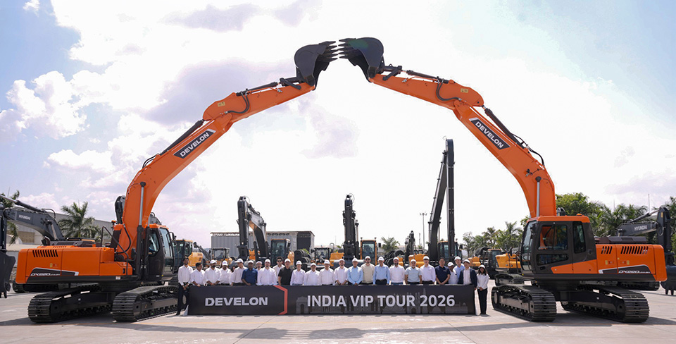 HD Construction Equipment recently held a launch event for the 20-ton DEVELON excavator aimed at Middle Eastern dealers at its production subsidiary in Pune, India.